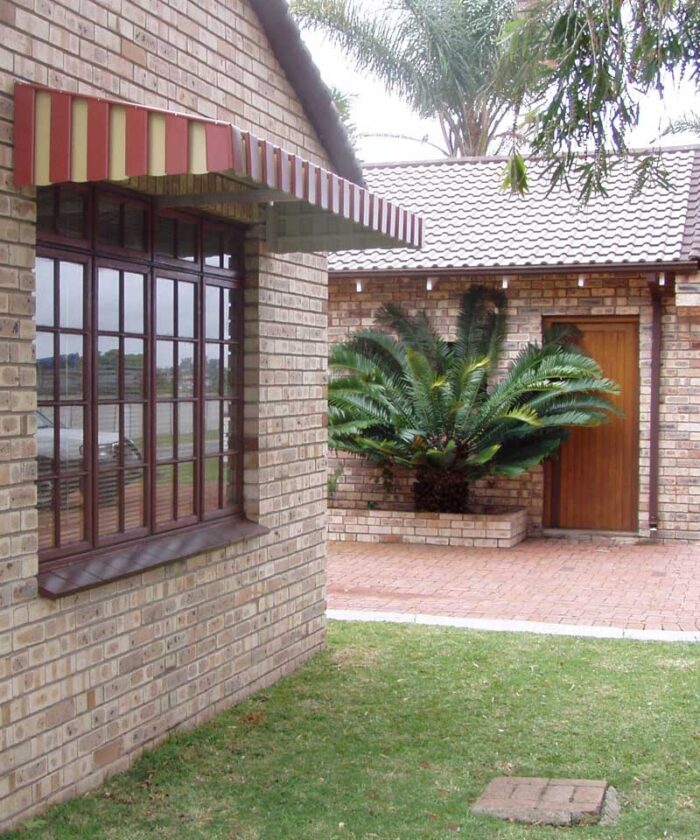 Meridien Awnings